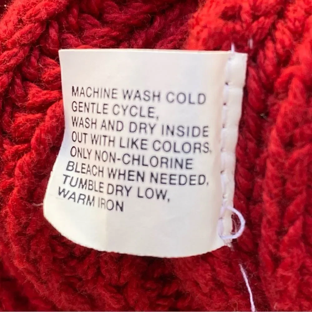 Gap Boys Red/Cranberry Knit Quarter Zip Pull Sweater. Size Medium (7-8). EUC!